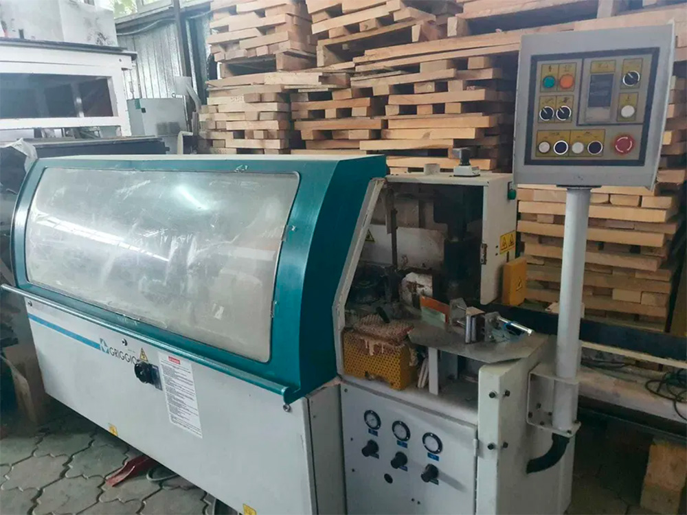 Кромкооблицовочный станок GRIGGIO GB 4/3