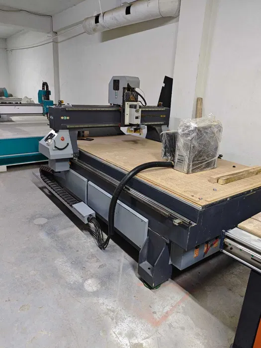 Станок фрезерно-гравировальный ЧПУ 1325