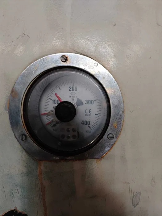 Пресс мебельный горячего прессования. 2000х900