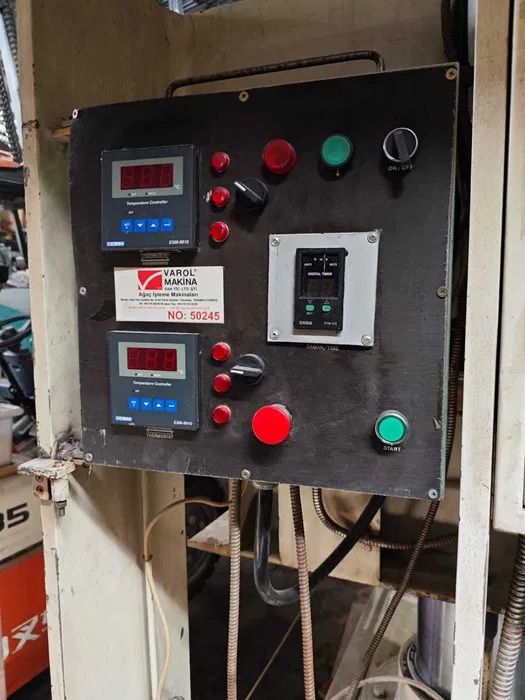 Пресс мебельный горячего прессования. 2000х900