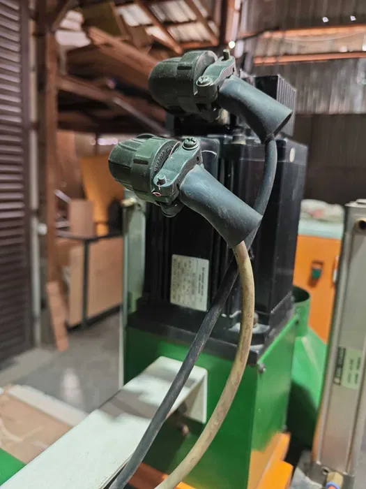 Станок фрезерно-гравировальный ЧПУ 1325 (Серво двигатели)