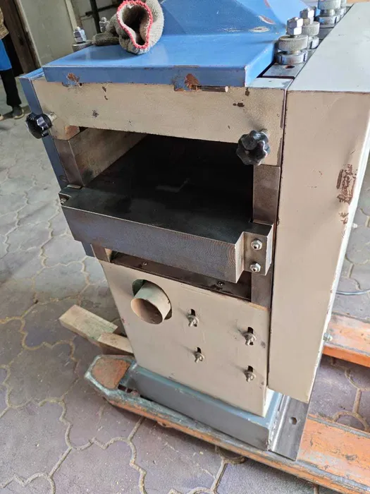 Cтанок рейсмусовый строгальный MB103D