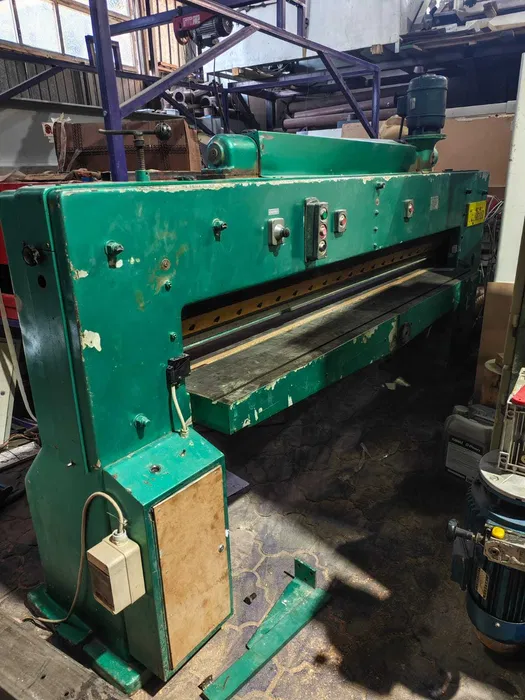 Гильотина столярная для рубки шпона Tagliabue