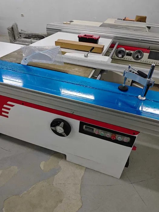 Станок форматно-раскроечный MJ45YC