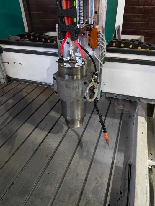 Станок фрезерно-гравировальный ЧПУ 2130 3 шпинделя