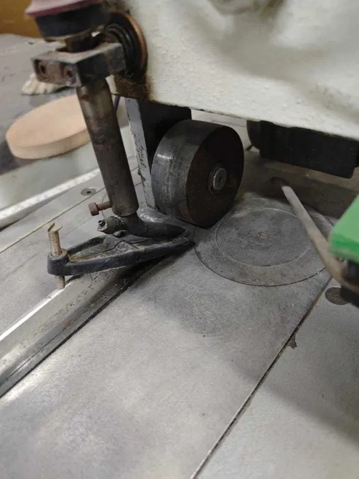 Станок для сшивки шпона CASATI Z1000 (Италия)