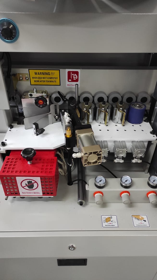 Станок кромкооблицовочный 5-операционный MD515-5D