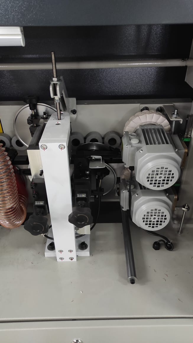 Станок кромкооблицовочный 5-операционный MD515-5D