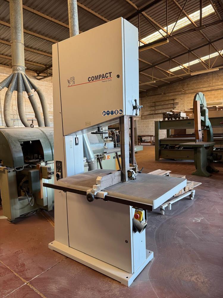 Вертикальный ленточнопильный станок CENTAURO S800R