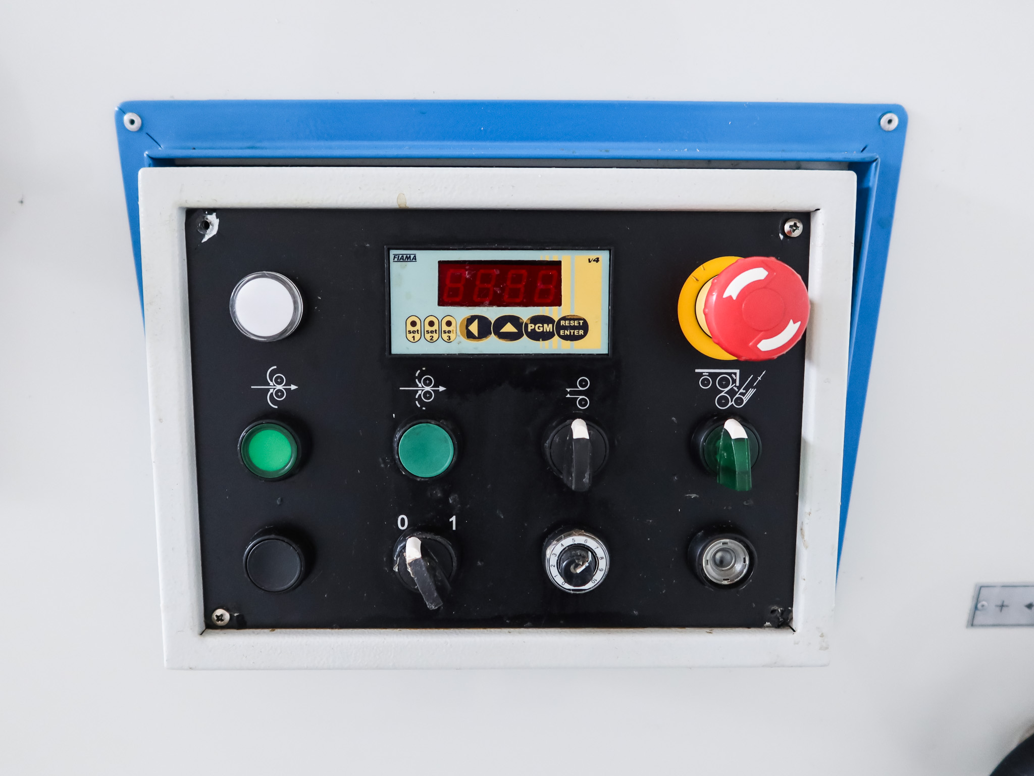 Клеенаносящий станок OSAMA S4R - 1300