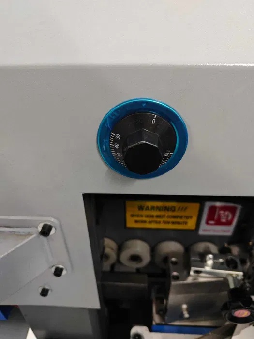 Станок кромкооблицовочный MD515AQ Полуавтомат