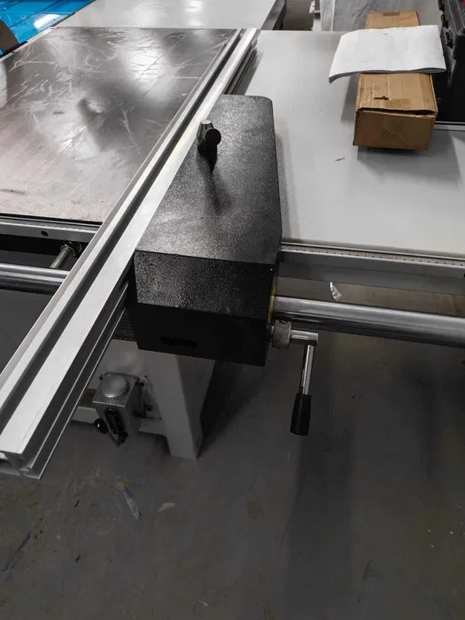 Станок форматно раскроечный MJ6132III