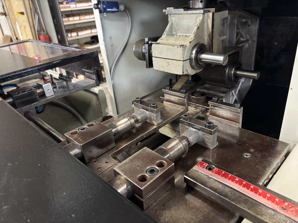 Станок фрезерно-вырезной OMGA TI 88