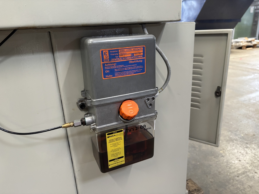 Станок фрезерно-вырезной OMGA TI 88