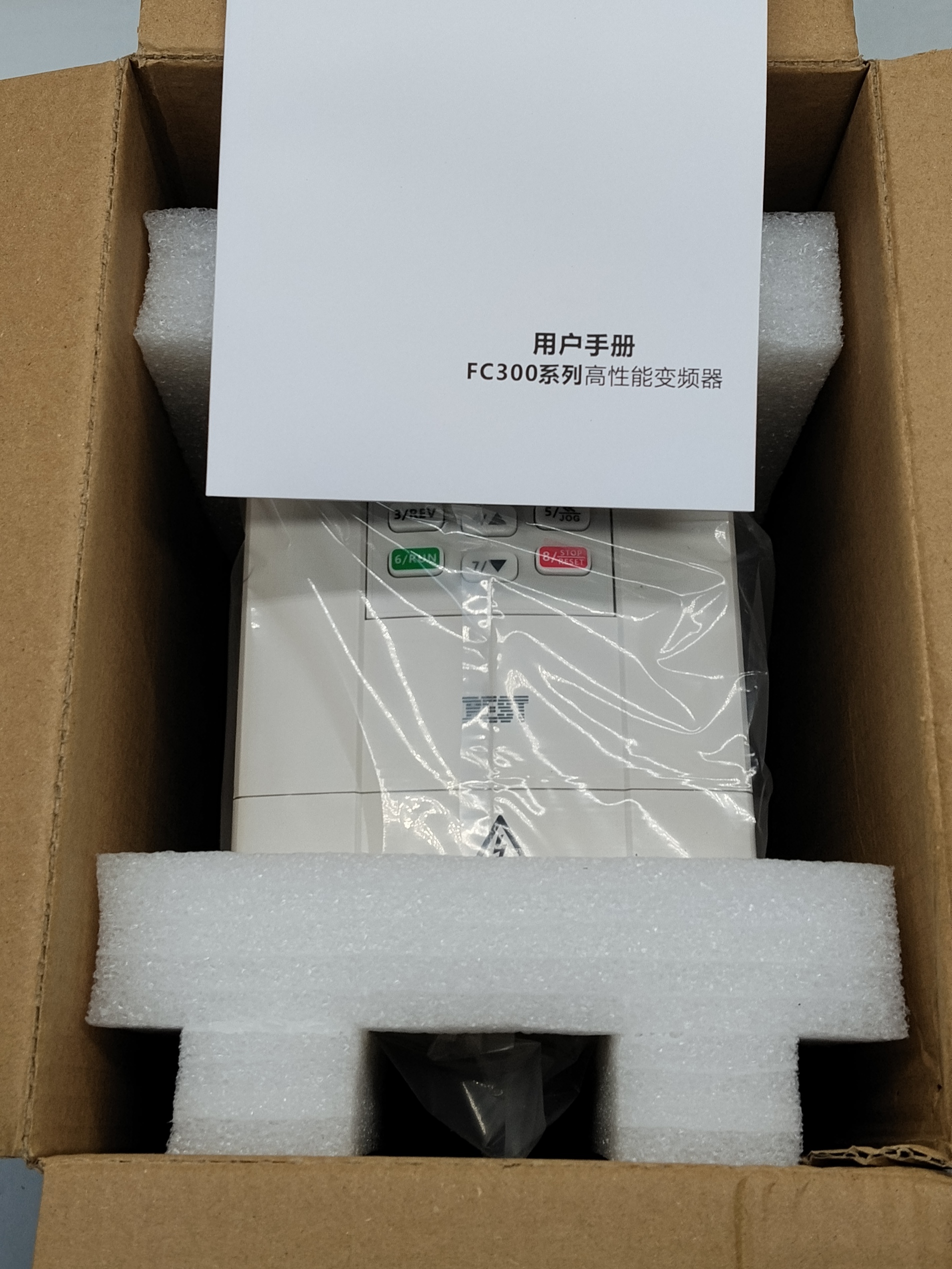 Инвертор Changsha FC300-7.5. Частотный преобразователь (VFD)