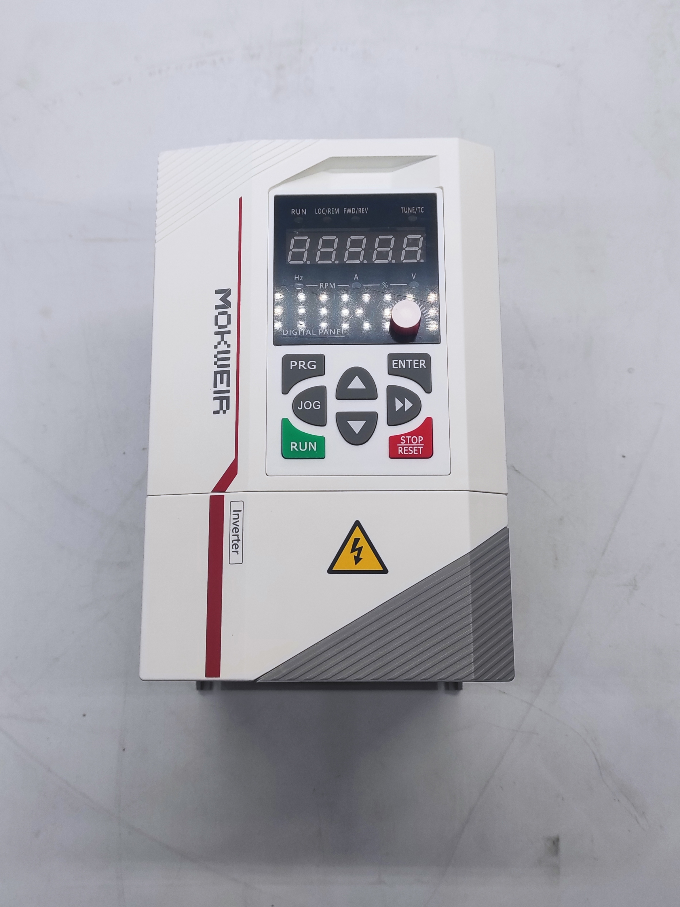 Инвертор Mokweir MK500-2S5.5. Частотный преобразователь (VFD)