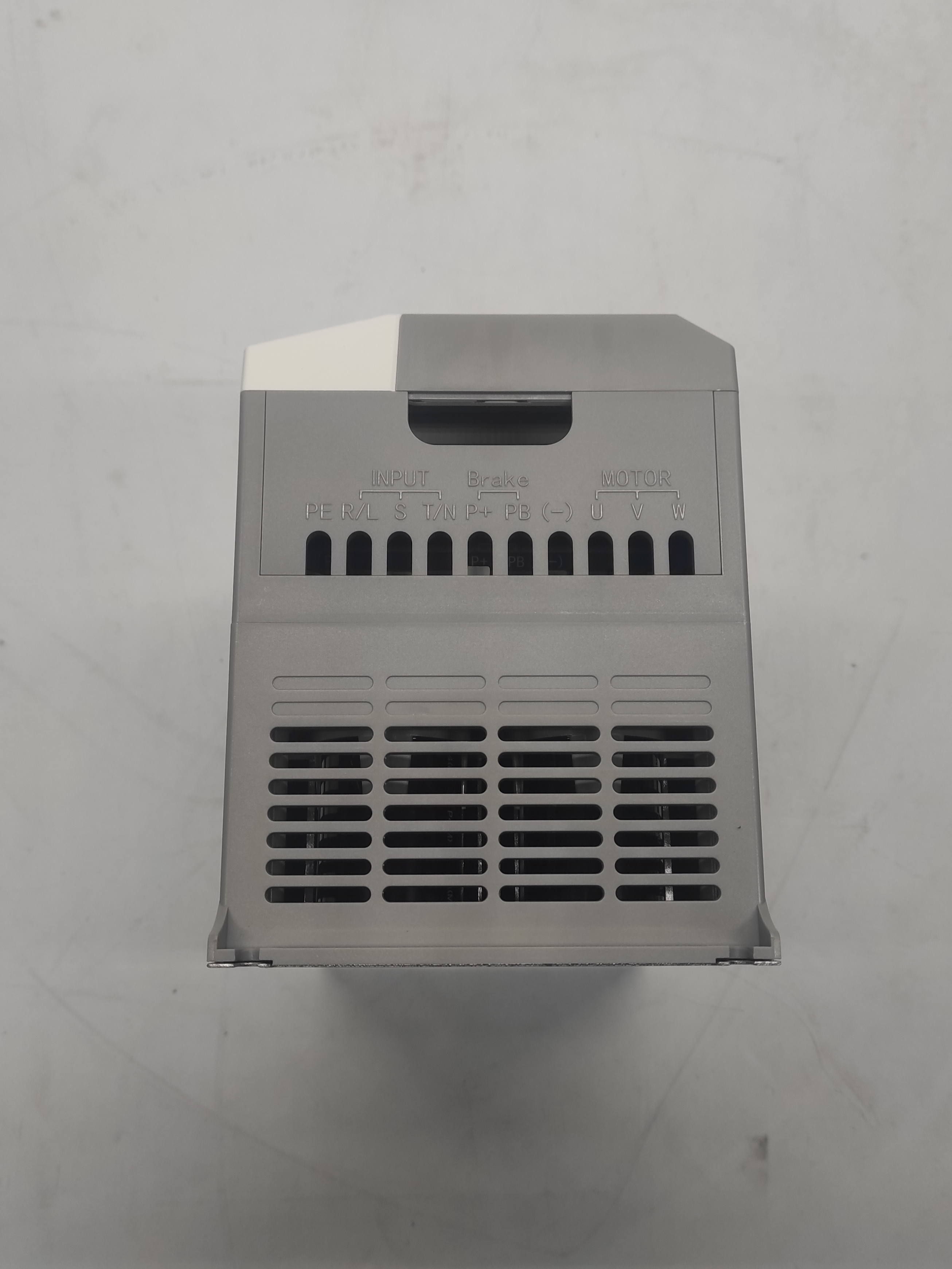 Инвертор Mokweir MK500-2S5.5. Частотный преобразователь (VFD)