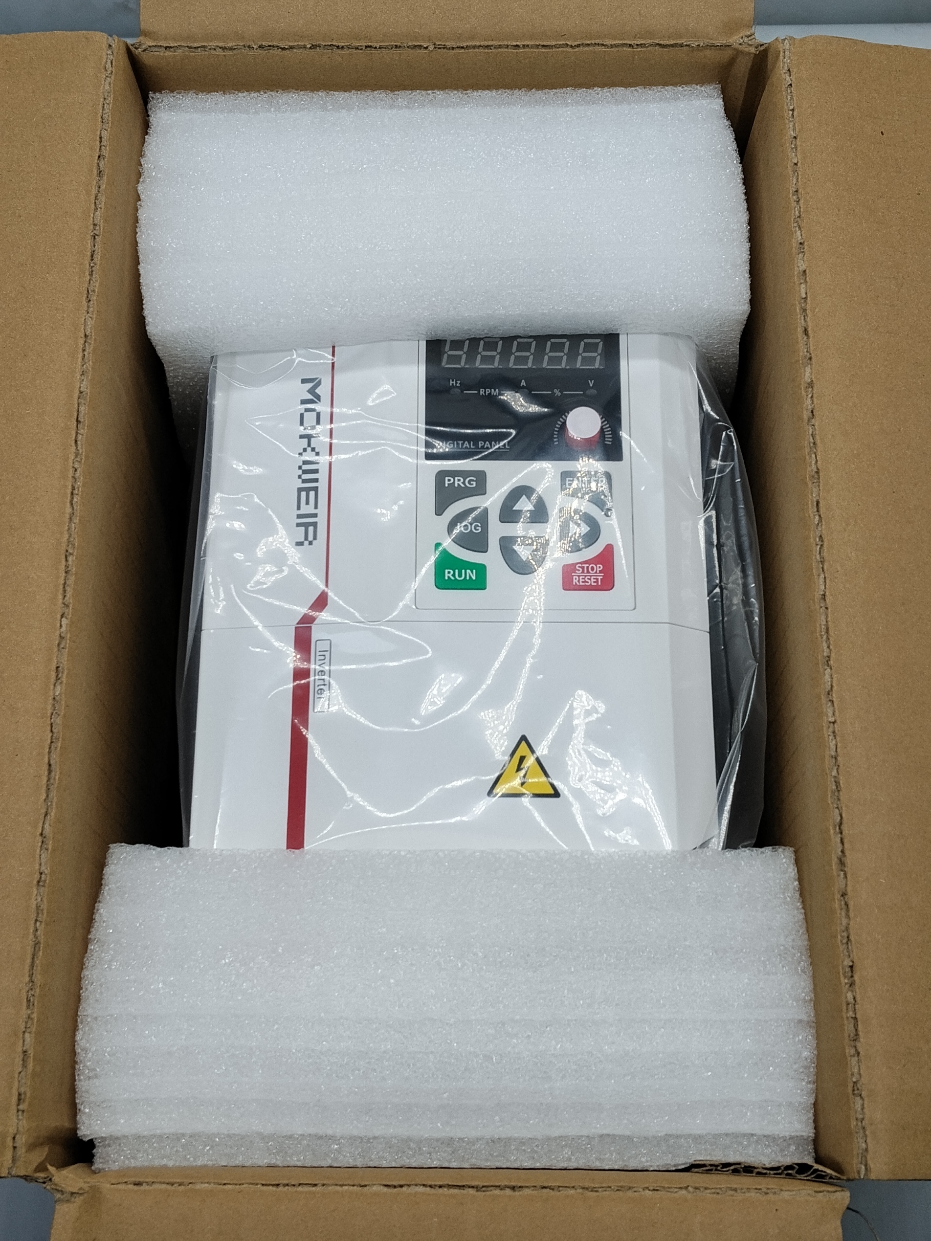 Инвертор Mokweir MK500-2S7.5. Частотный преобразователь (VFD)