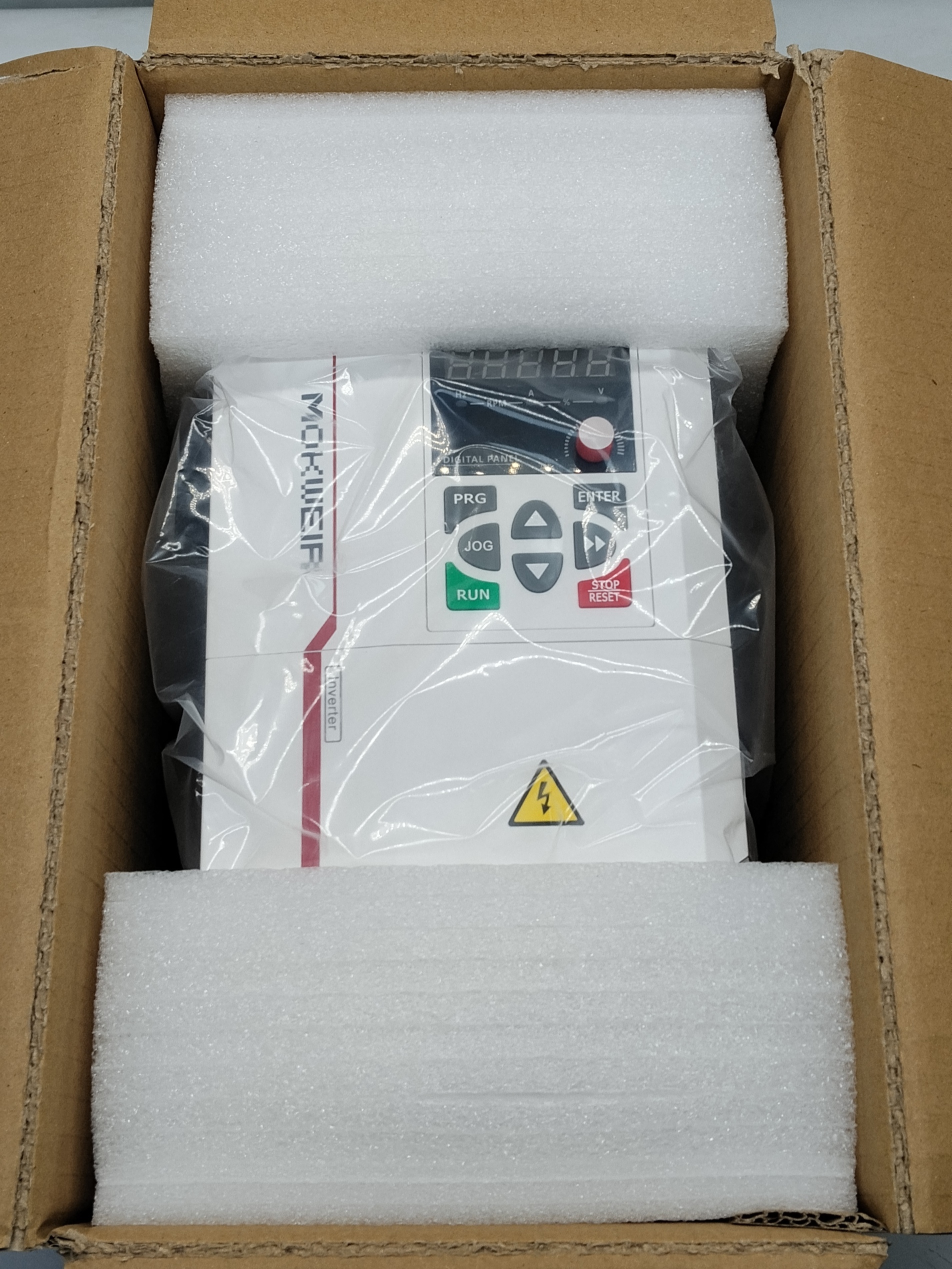 Инвертор Mokweir MK500-4T9.0. Частотный преобразователь (VFD)