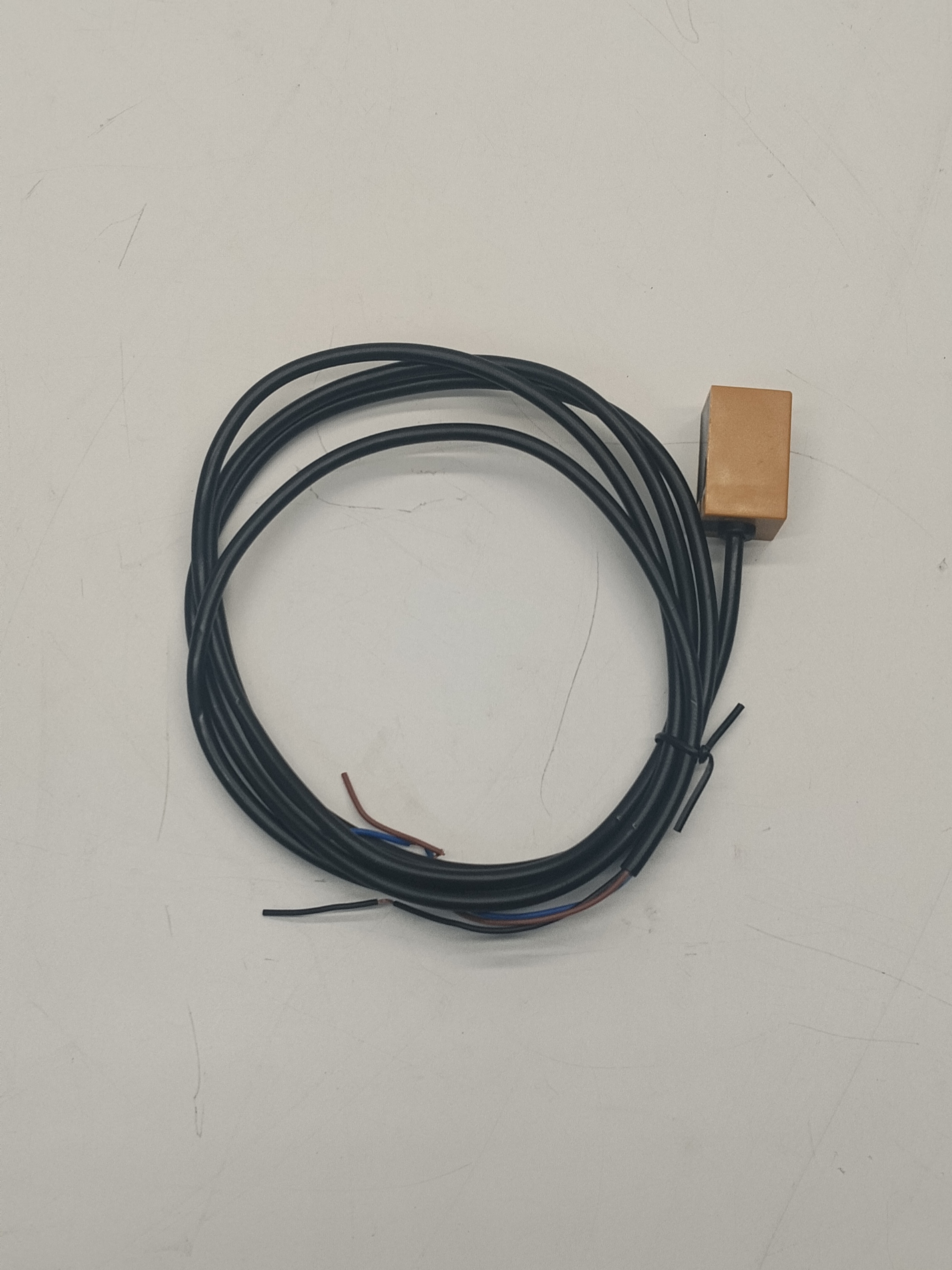 Концевой датчик приближения OMRON TL-Q5MC1-Z