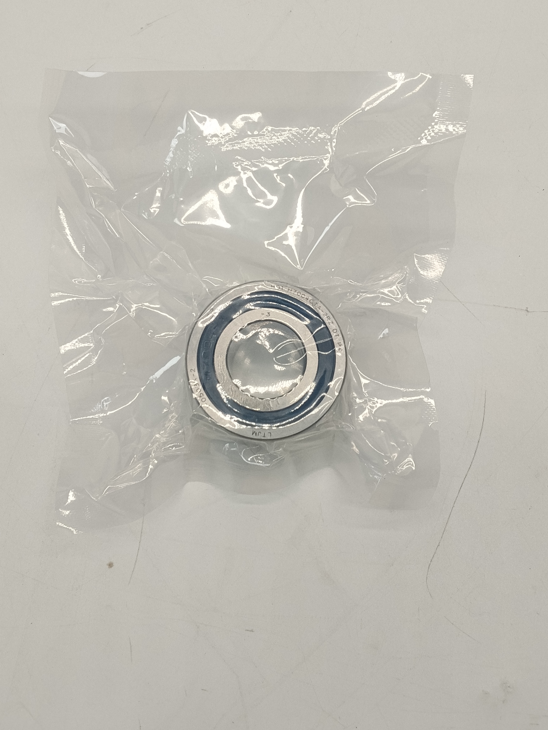 Подшипник радиально-упорный HQ1 H7004CTA-2RZ DT P4