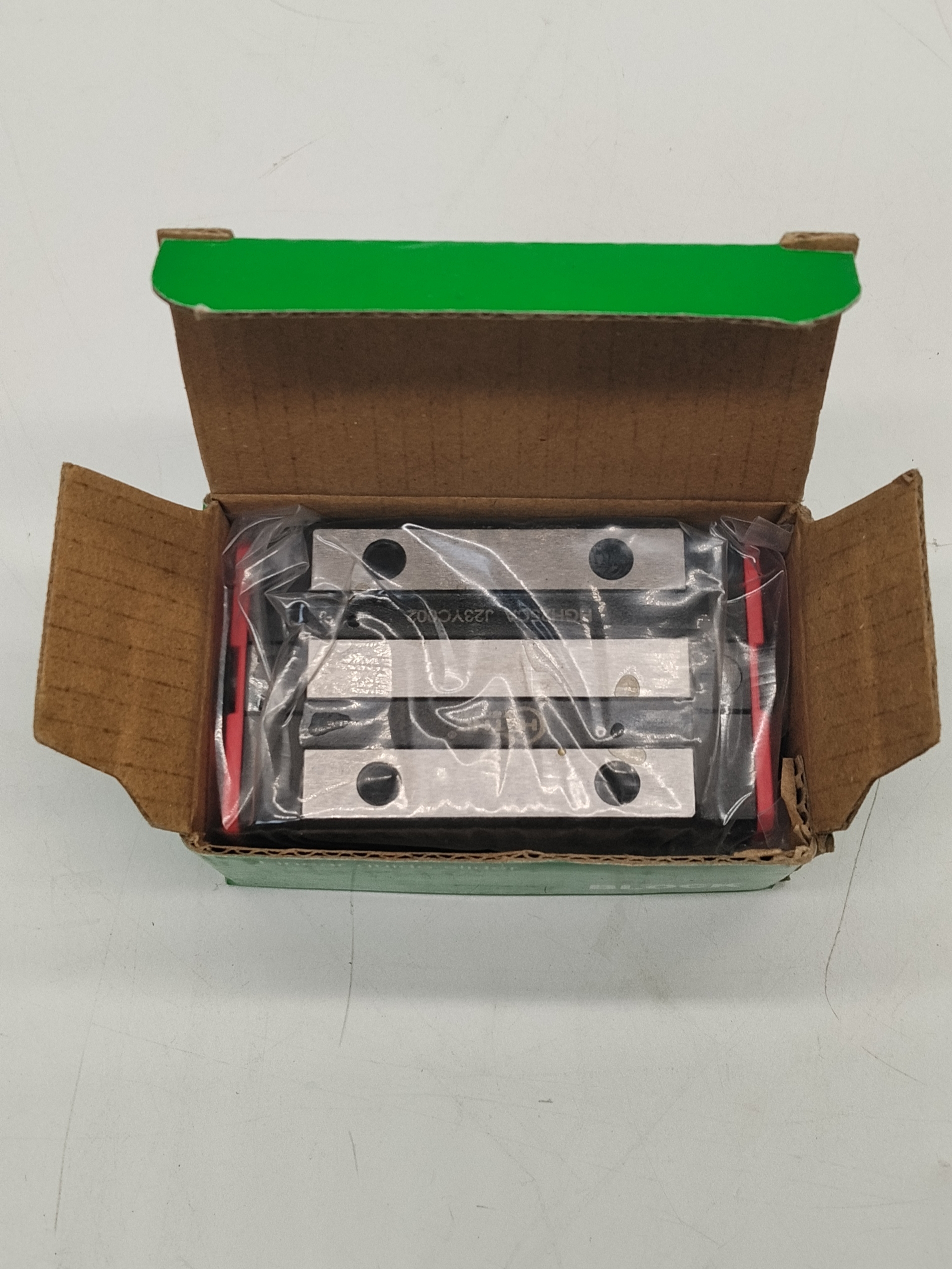 Подшипник линейный H25B HGH25CA