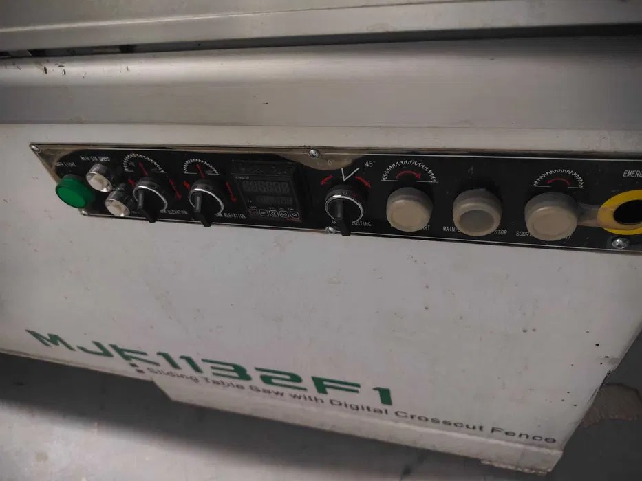 Станок форматно-раскроечный с ЧПУ Nanxing MJK1132F1